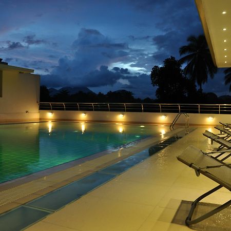 Serene Villa Ratnapura Zewnętrze zdjęcie
