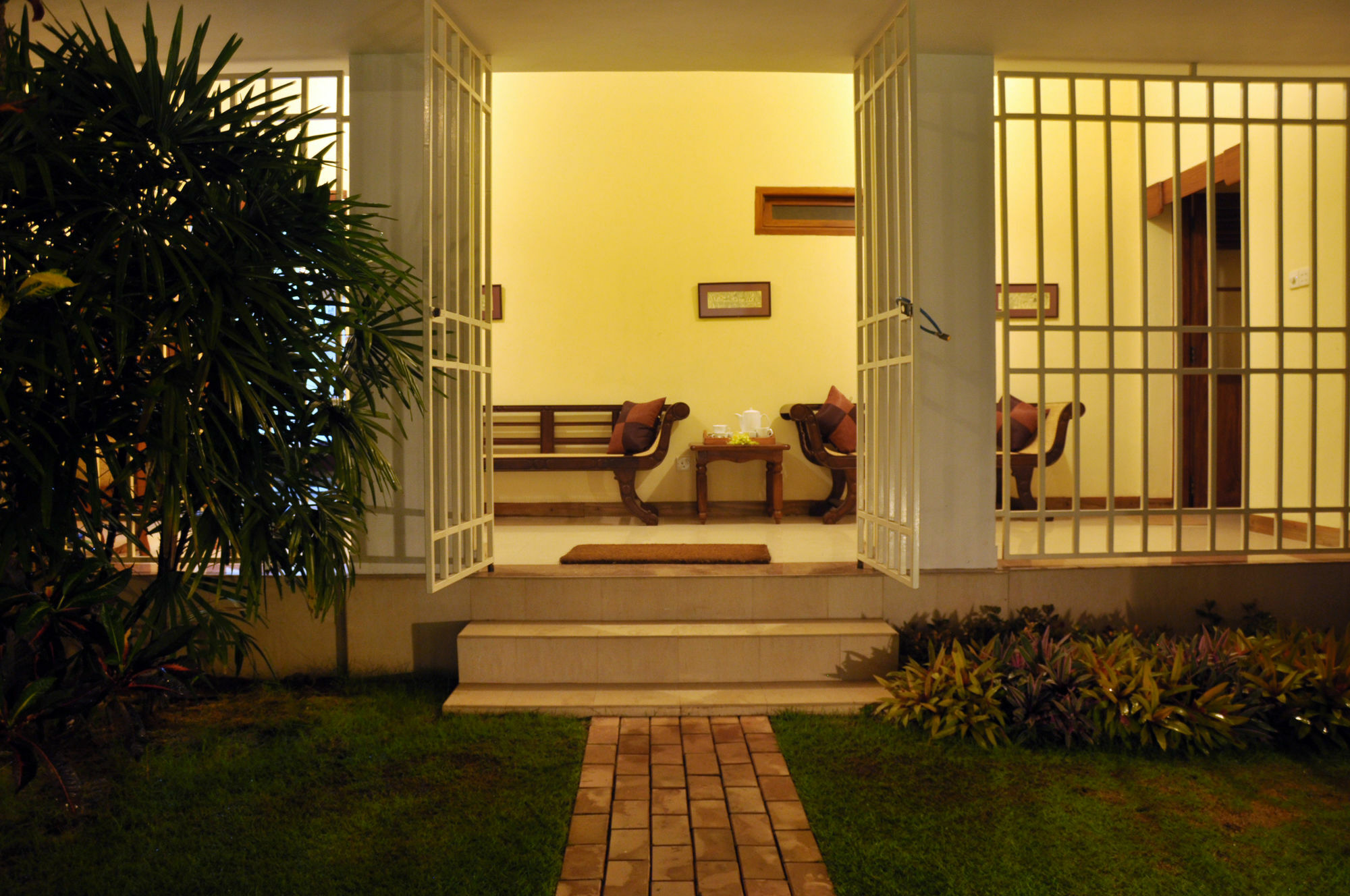 Serene Villa Ratnapura Zewnętrze zdjęcie