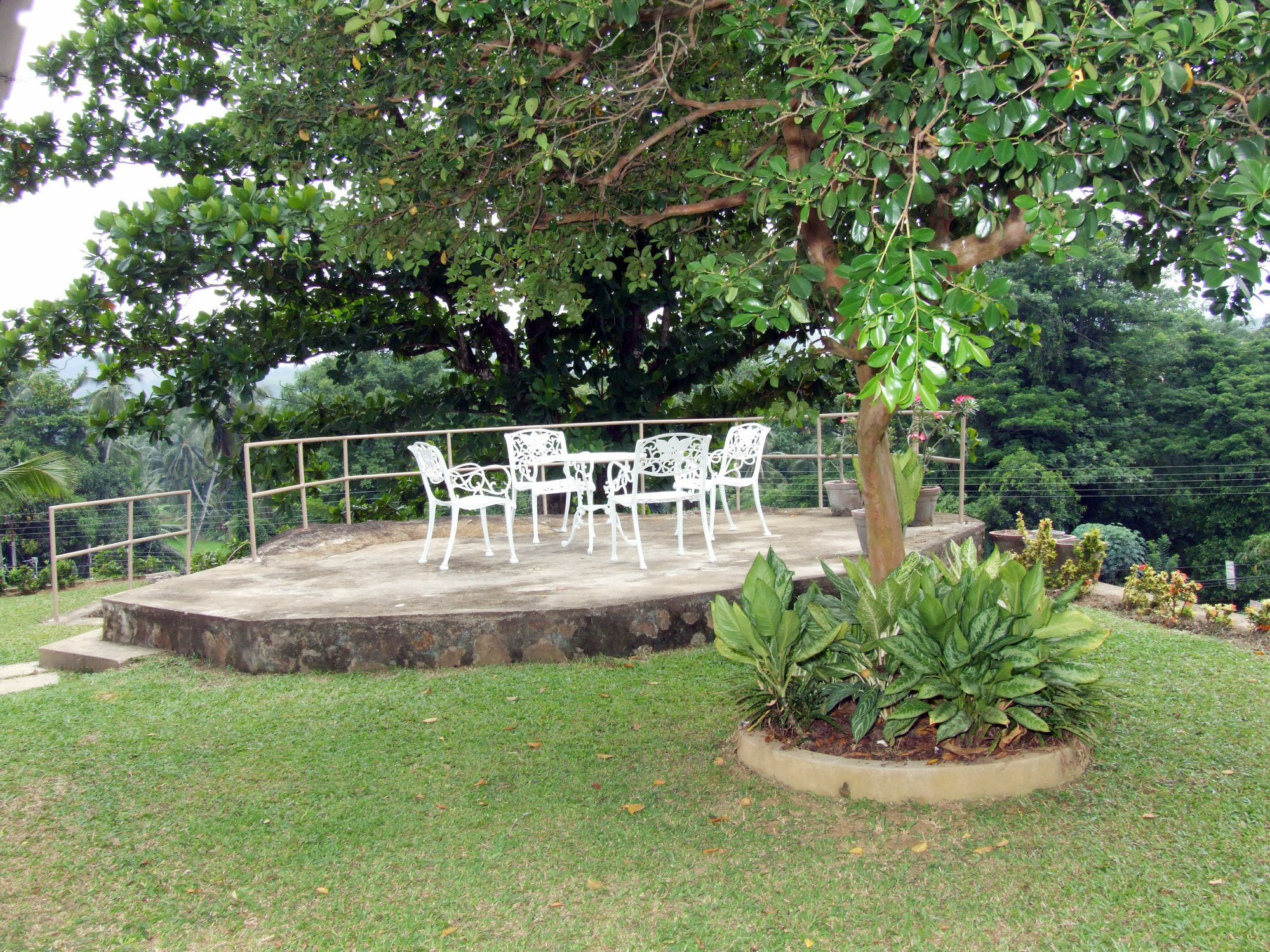 Serene Villa Ratnapura Zewnętrze zdjęcie
